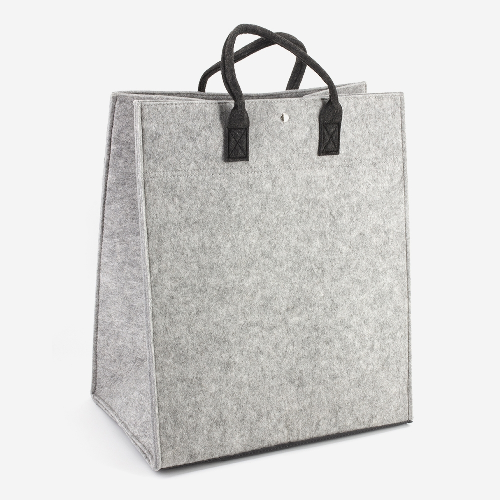 Panier à linge gris clair en forme de sac _005179_bathbazaar Panier à linge gris clair en forme de sac _005179_bathbazaar